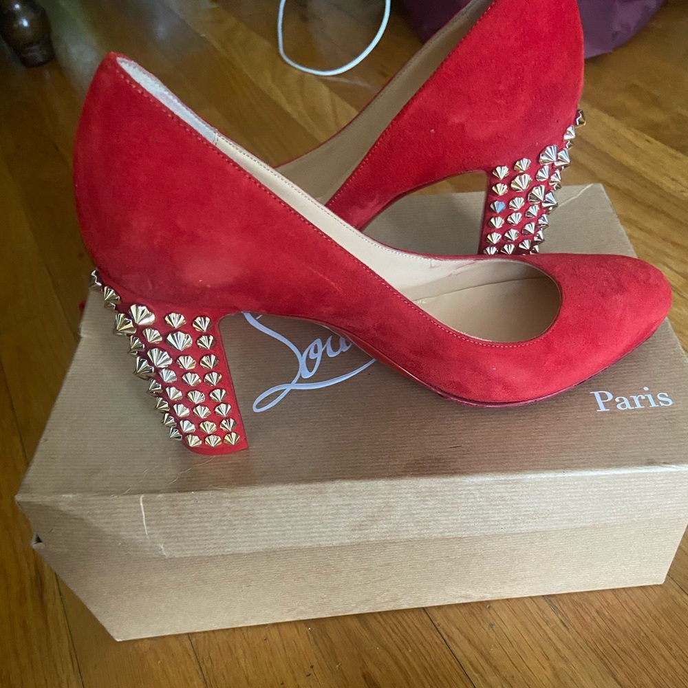 CHRISTIAN LOUBOUTIN Veau Velours Marimalus Stud Spikes 85 Pumps Size 38 Loubi